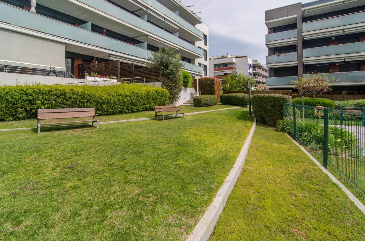 Sitges Spaces Garden Paradise 3 Bedroom, 3 Bathroom, Huge Private Garden-Terrace, Pool- Sleeps Up To 8 מראה חיצוני תמונה