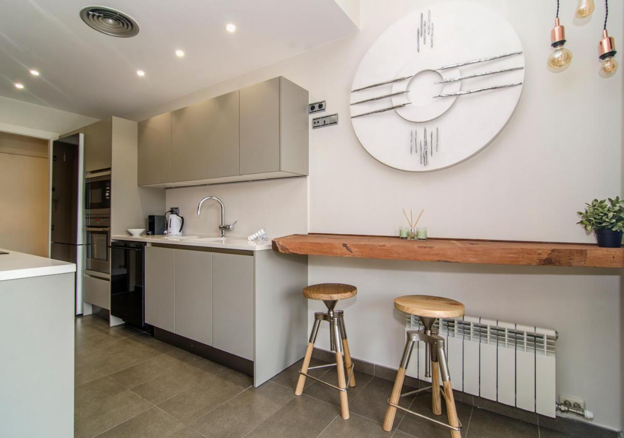 Sitges Spaces Garden Paradise 3 Bedroom, 3 Bathroom, Huge Private Garden-Terrace, Pool- Sleeps Up To 8 מראה חיצוני תמונה