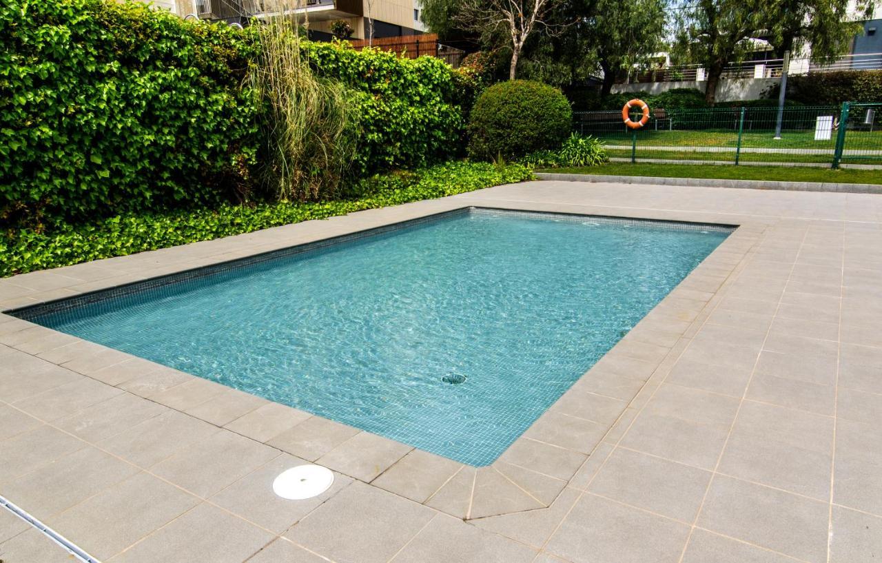 Sitges Spaces Garden Paradise 3 Bedroom, 3 Bathroom, Huge Private Garden-Terrace, Pool- Sleeps Up To 8 מראה חיצוני תמונה