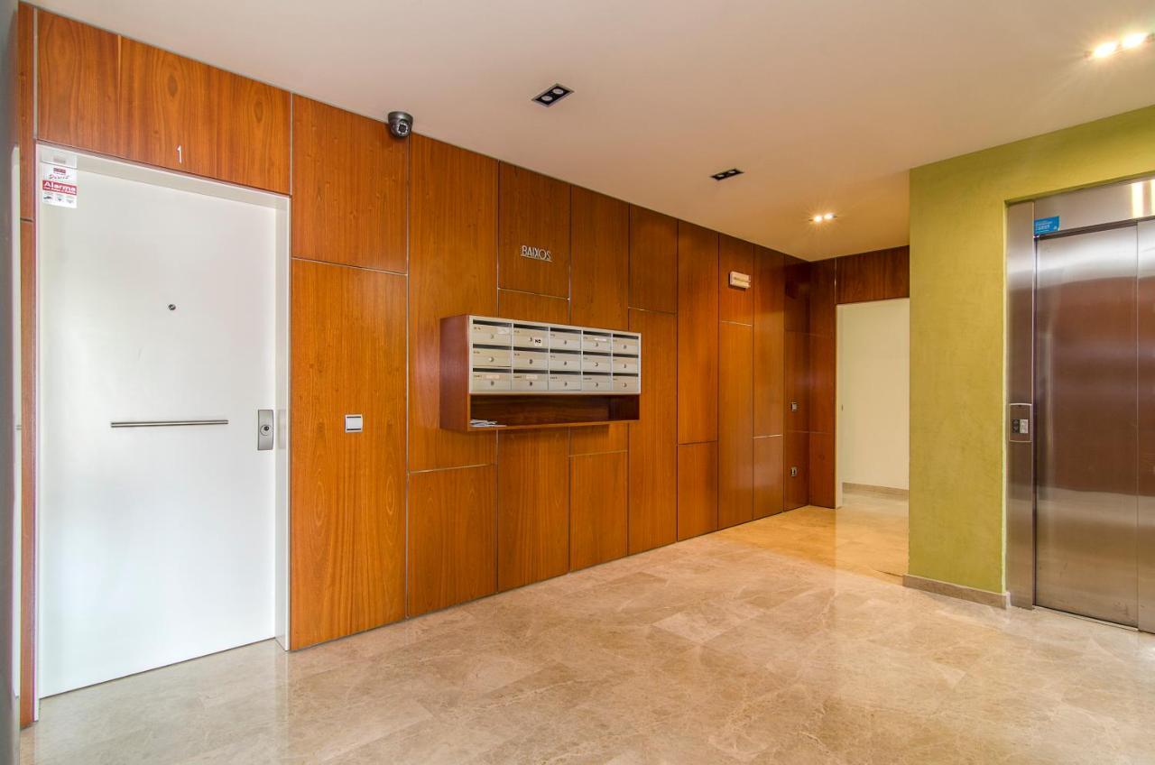 Sitges Spaces Garden Paradise 3 Bedroom, 3 Bathroom, Huge Private Garden-Terrace, Pool- Sleeps Up To 8 מראה חיצוני תמונה